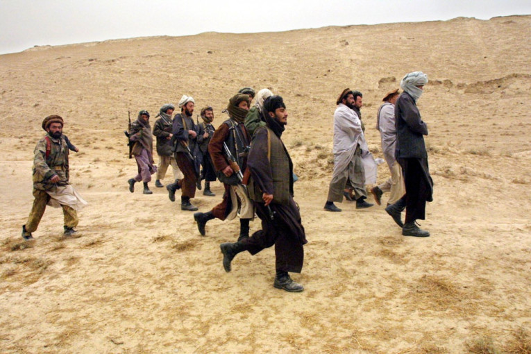 "Imate četiri sata da se predate": Talibani najavili novu ofanzivu - puna borbena gotovost