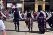 Užičko kolo i srpska trobojka u centru Zagreba: Hrvatska javnost ovo nije dobro podnela (VIDEO)