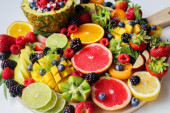 Savršena letnja užina: Tri recepta za voćnu salatu