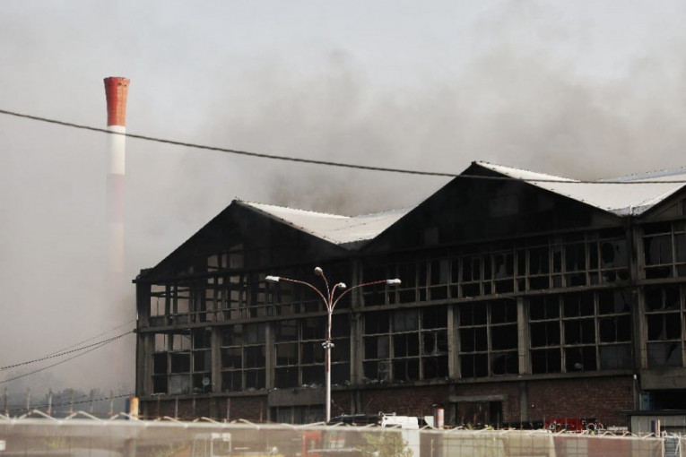 Posle požara, oglasili se iz "Luke Beograd": U skladištu nije bilo eksplozivnih ni otrovnih materija