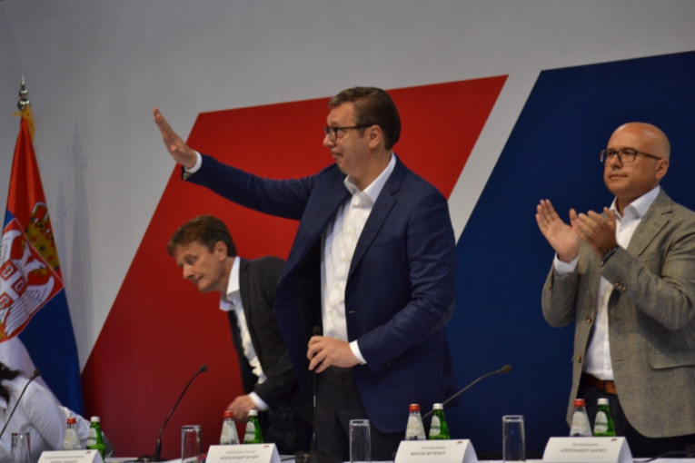 Vučević: Nema boljeg kandidata za predsednika od Vučića, on ima moralnu obavezu