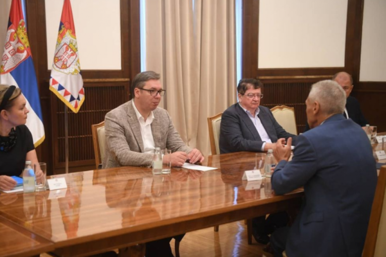 Predsednik se sastao sa ruskim ambasadorom: Razgovarali o bilateralnoj saradnji (FOTO)