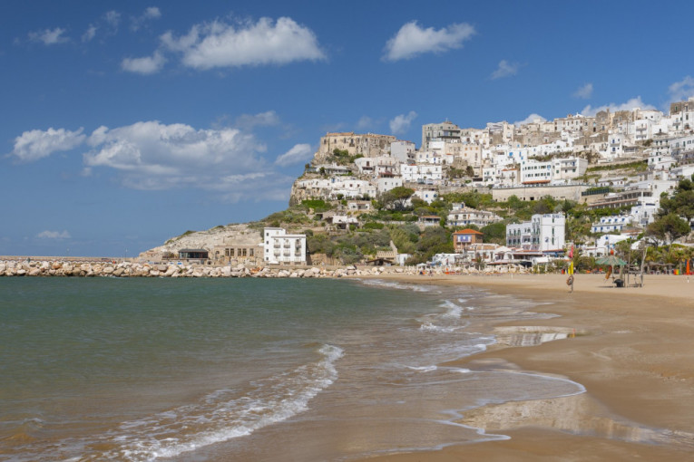 Kakvu nekretninu možete da kupite u Grčkoj za 60.000 evra? Srbima kuća na moru i dalje najveći san