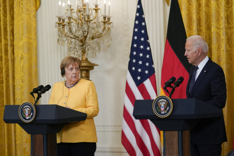 Bajden se dogovorio sa Angelom Merkel: Prihvatiće završetak ruskog gasovoda uz jedan uslov