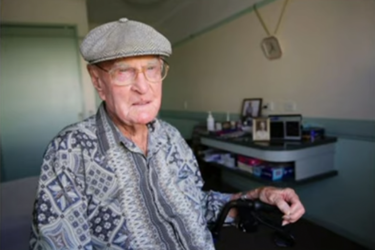 Preminuo najstariji Australijanac koji je imao svoju tajnu dugovečnosti: Samo jedan zalogaj je dovoljan (VIDEO)