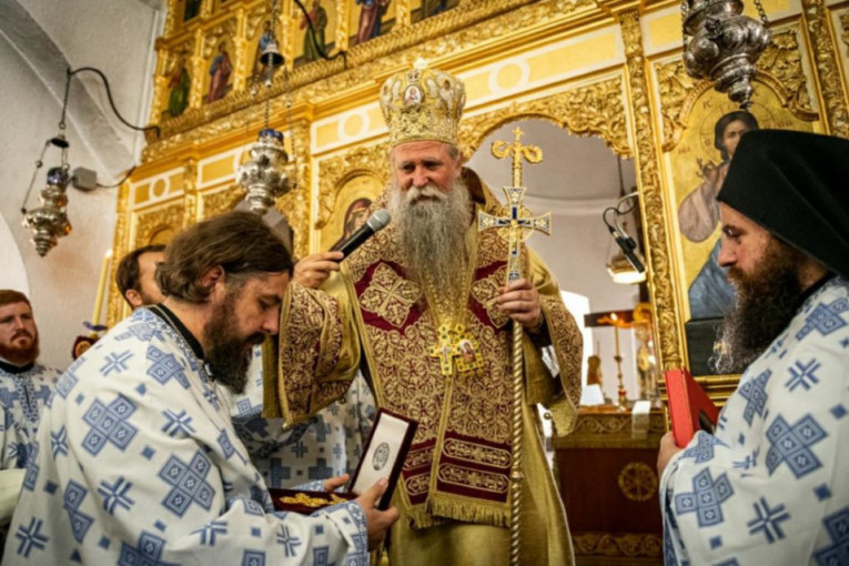 Joanikije dao blagoslov, milogorci čupaju kosu: Cetinjski sveštenici preuzeli nove, važnije dužnosti