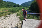 Most na reci Skrapež godinama vodi u dubok ponor: Preći na drugu stranu je opasna avantura (FOTO)