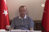 Erdogan zaspao pred kamerama: Hteo da pošalje važnu poruku, a oči počele da mu se sklapaju (VIDEO)