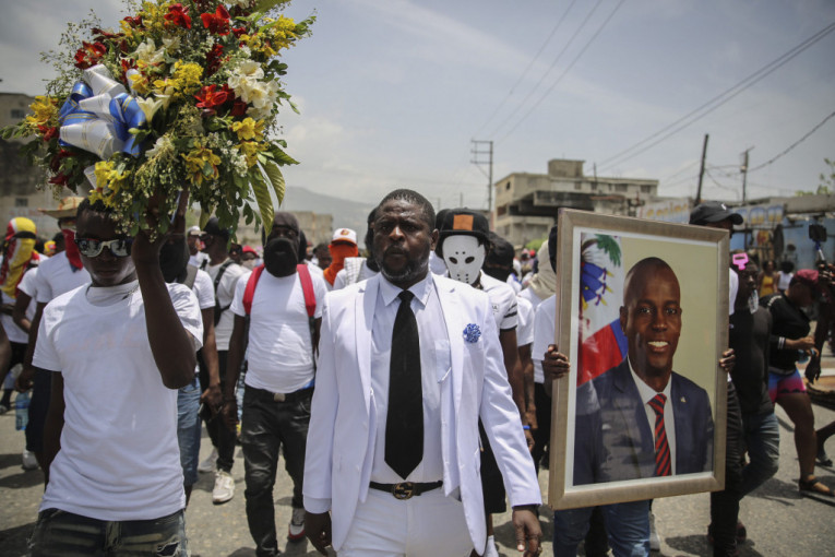 Strasti se na Haitiju i dalje nisu smirile: Vođa bande najavio nerede zbog ubistva predsednika