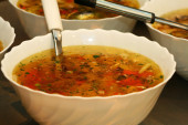 Super trik: Da bi pileća supa bila ukusnija i manje masna, domaćice joj dodaju jedan tajni sastojak
