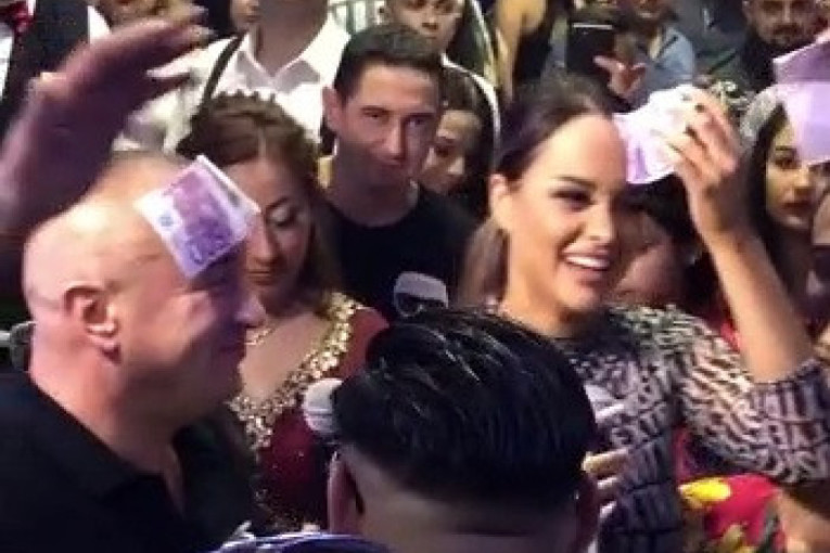 Đani i Tijana eM dobili 10.000 evra za jednu pesmu! Ovakav bakšiš se ne pamti! (VIDEO)