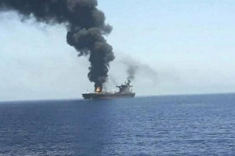 Napad dronom na naftni tanker izraelskog milijardera: Dvoje mrtvih, sumnja se na pirate