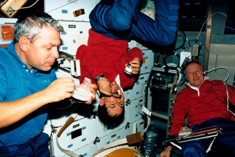 Ishrana astronauta u svemiru liči na dijetu: Nema hleba, sladoleda, pice, gaziranih pića i alkohola