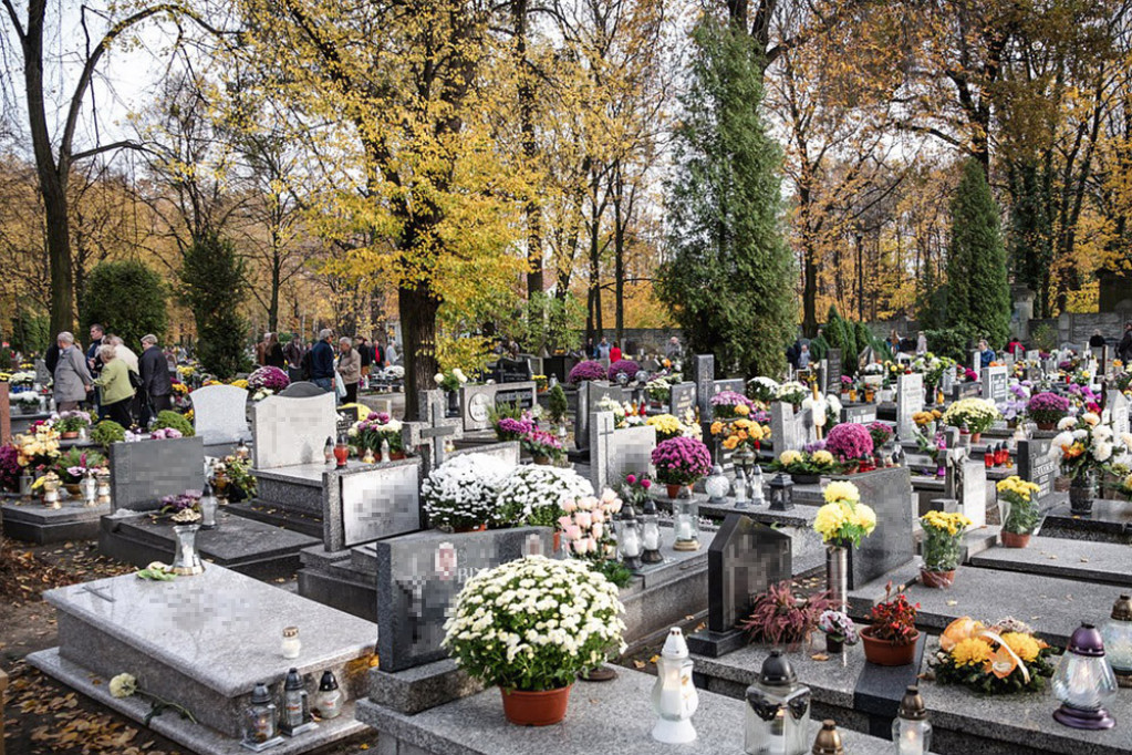 Pre pandemije na sahrane se čekalo dva dana, a sada pet! U oktobru 800 više umrlih nego u isto vreme prošle godine