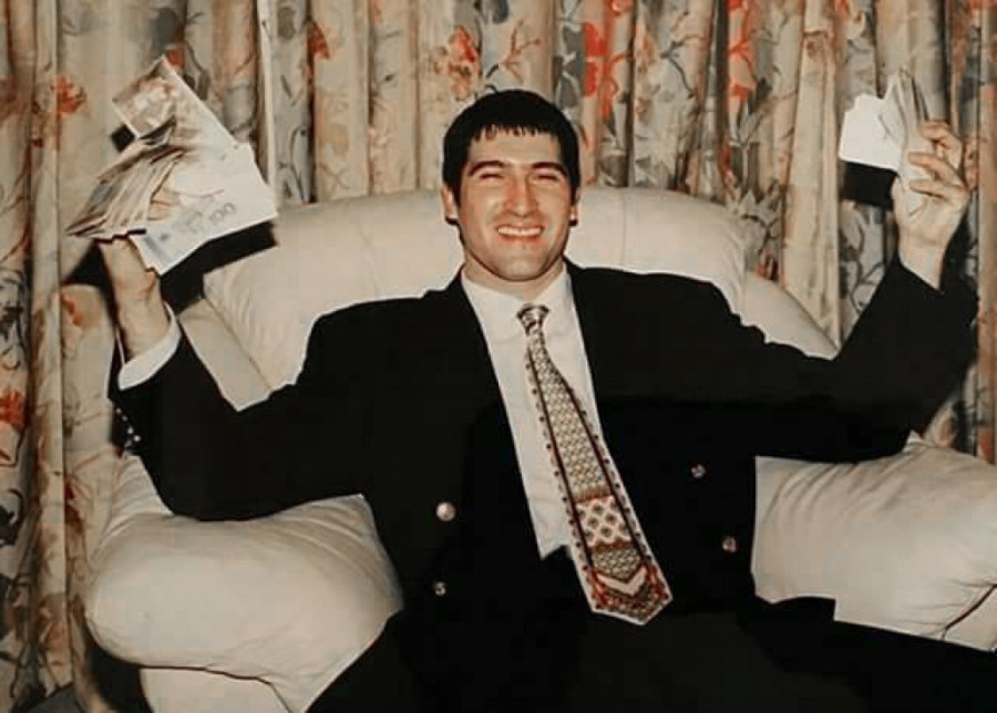 Za sve su bili strah i trepet, a one su im bile slaba tačka! Pevačice koje su volele žestoke momke (FOTO)