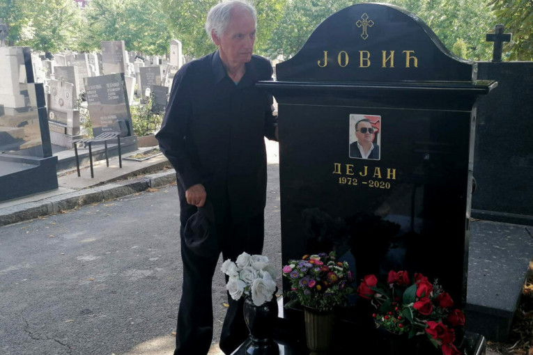 Ni otrovan, ni ubijen: Inspektor Jović umro od korone, otac i dalje sumnja u prirodnu smrt!