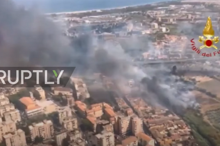 Besne požari u Italiji: 800 ljudi evakuisano, desetine otrovane dimom, devojčica završila u bolnici (FOTO+VIDEO)