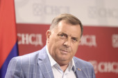 Oglasio se Dodik: Džaferović će me još dugo gledati