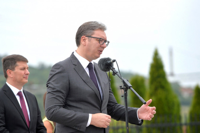 Predsednik Vučić u Vladičinom Hanu: Srbija nikada neće pristati na zaboravljeni zločin