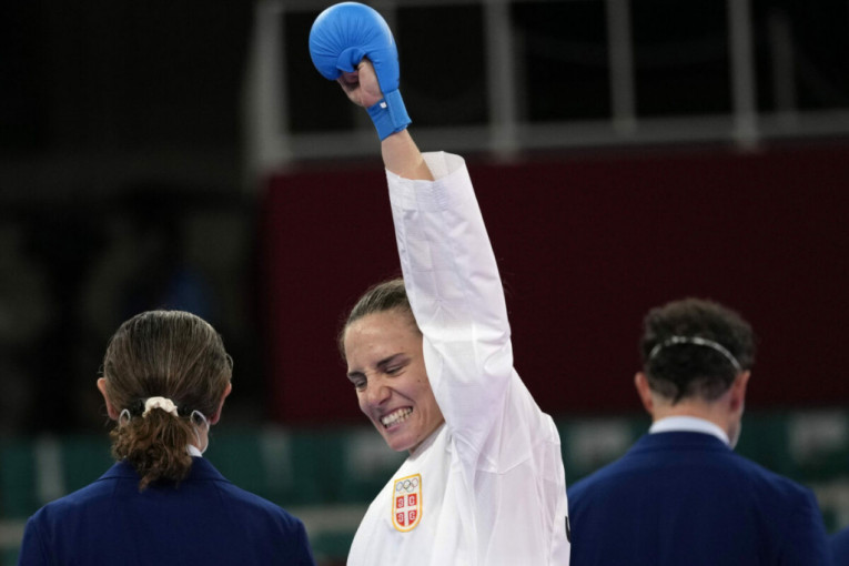 Pozdravljam ja moju Srbiju, karate je za mene više od sporta: Prve reči naše olimpijske šampionke!