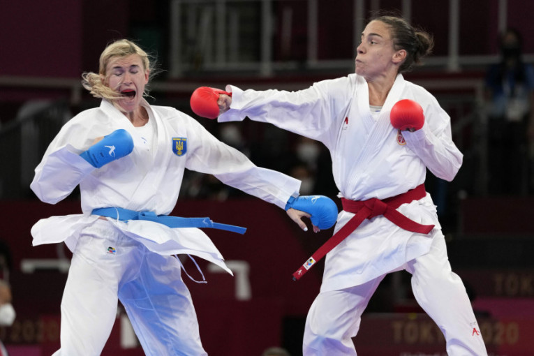 Bravo, Jovana! Srpkinja bije redom: Olimpijska šampionka u finalu Svetskog prvenstva