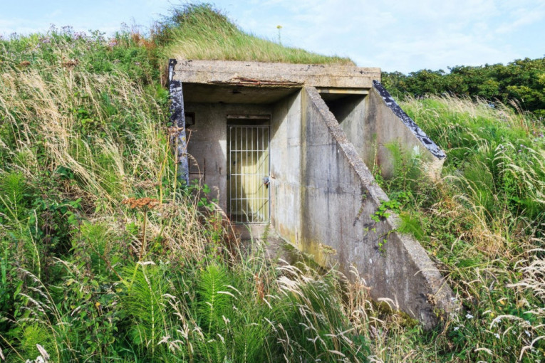 Bunker iz Drugog svetskog rata postaje kuća sa pogledom na more