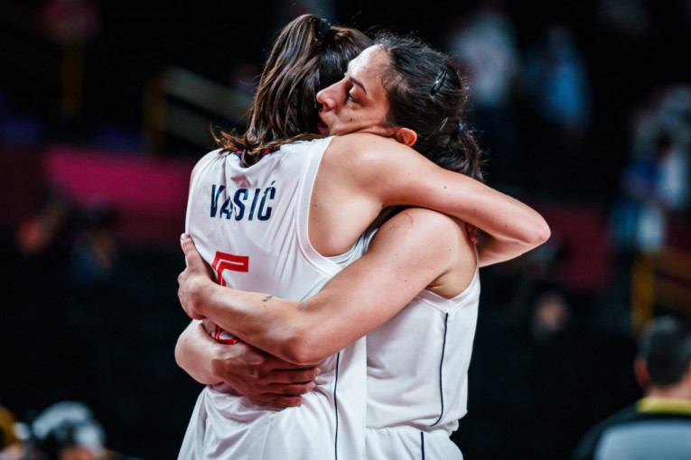 Sonja i Jelena poručile: Uradile smo dosta za srpsku košarku, verujemo u naše naslednice!