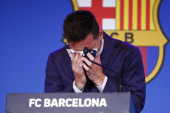 Suze na kraju balade: Mesi otišao iz Barselone, uz plakanje i aplauz (VIDEO)