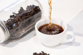 Umesto jutarnje kafe, popijte kaskaru: Prijatnog je ukusa, sa nizom zdravstvenih benefita