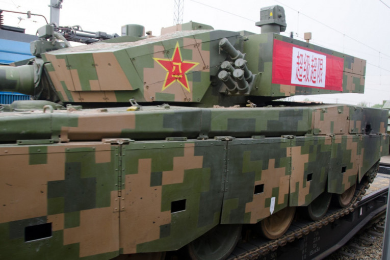 Rusi na kineskim tenkovima: U kineskoj provinciji počeli veliki manevri - ko je zamišljeni protivnik?