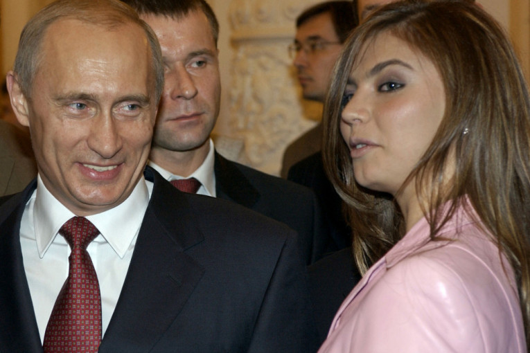 Putinova tajna žena pojavila se u javnosti prvi put posle dve godine: Ko je misteriozna Alina Kabajeva?