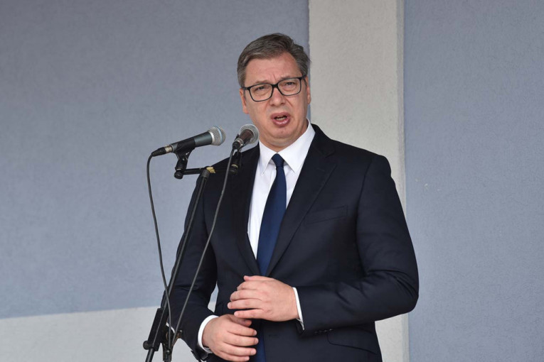 Vučić obišao radove u Gornjem Milanovcu: Sada ljudi vide da su cenzori na svetu oni koji se najviše “bore” protiv cenzure