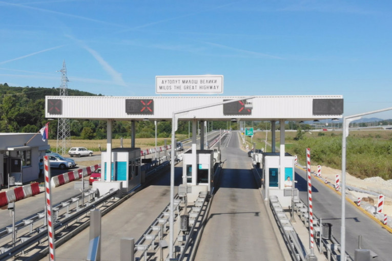 Radovi na auto-putu "Miloš Veliki": Zatvorena preticajna saobraćajna traka na deonici od Ljiga do Takova