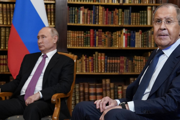 Putin: Moram da podsećam Lavrova da nije više ministar odbrane