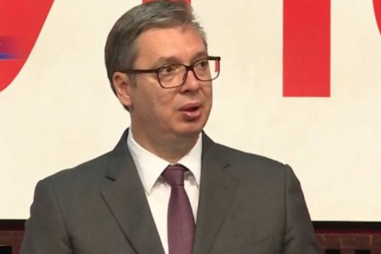 Predsednik Aleksandar Vučić na GO PUPS: Nastojaćemo da penzije prate procenat rasta plata