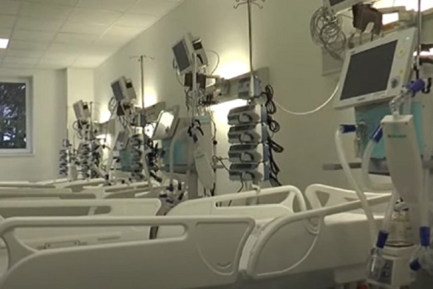 Ispovest nevakcinisanog mladića koga su vratili iz mrtvih: "Zbog korone sam pao u komu, krenula je sepsa, a onda su otkazali bubrezi"