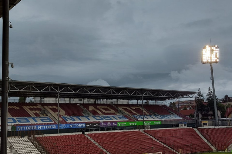 Stadion Kluža nosi ime po legendi, igrači su ga se plašili i poredili sa Aleksom Fergusonom: Zavirite sa 24sedam u dom prvaka Rumunije