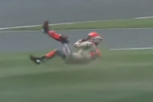 Strašan pad Marka Markeza: Osmostruki šampion sveta sleteo sa motora pri brzini od 270 km/h! (VIDEO)