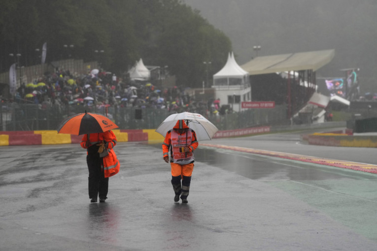 Haos u Belgiji! Kiša i nevreme napravili pauzu, pa otkazali trku Formule 1! Svima po pola bodova