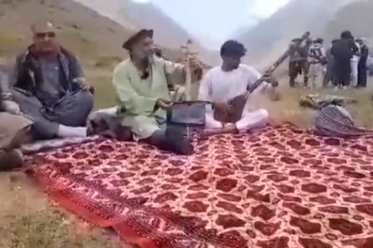 Ubili ga jer je donosio radost ljudima: Talibani pogubili poznatog pevača (VIDEO)