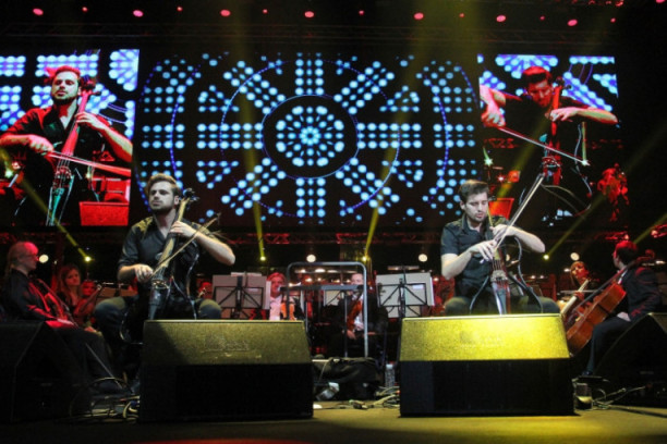 Tri nove vrhunske obrade “2Cellos”: Bitlsi i Ed Širan na violončelu (VIDEO)