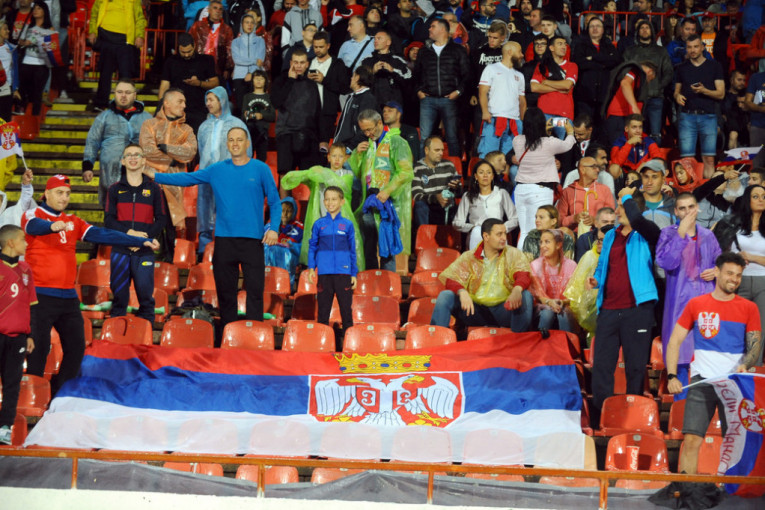 Napokon navijači na meču Orlova, FSS poziva publiku na fer i sportsko navijanje protiv Luksemburga