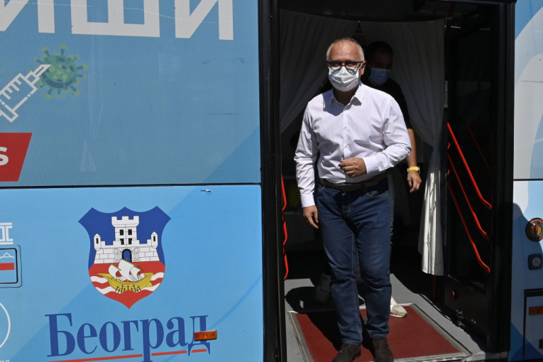Treću dozu primilo više od 61.000 Beograđana: Danas se vakcinisao i zamenik gradonačelnika Goran Vesić