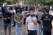 Prvi incident na Cetinju: Milovi plaćenici razbijali zaštitnu ogradu kod Cetinjskog manastira (VIDEO)