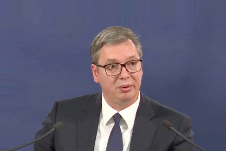 Predsednik Vučić uputio snažnu poruku narodu na KiM: Moramo da se borimo, hvala ljudima u ovim teškim danima na podršci! (VIDEO)