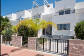 Koliko košta nekretnina na moru: Za stan na Voždovcu, kuća u Španiji