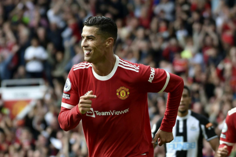 Ronaldo u seriji, ali heroji su Lingard i De Hea: Junajted jedva slomio otpor Vest Hema