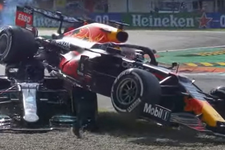 Točak bukvalno prešao preko glave Hamiltonu: Formula 1 objavila novi snimak udesa (Uznemirujući video)