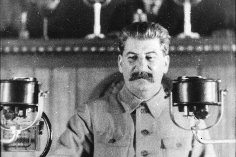 Fotošop kao moćno oružje: Kako je Staljin brisao svoje neprijatelje sa fotografija