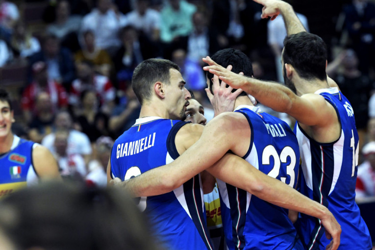 Italijanski sport ređa uspehe u ovoj godini: Odbojkaši su evropski prvaci, posle preokreta pobedili Slovence!